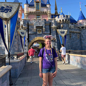 Meet your Posher, Isabella